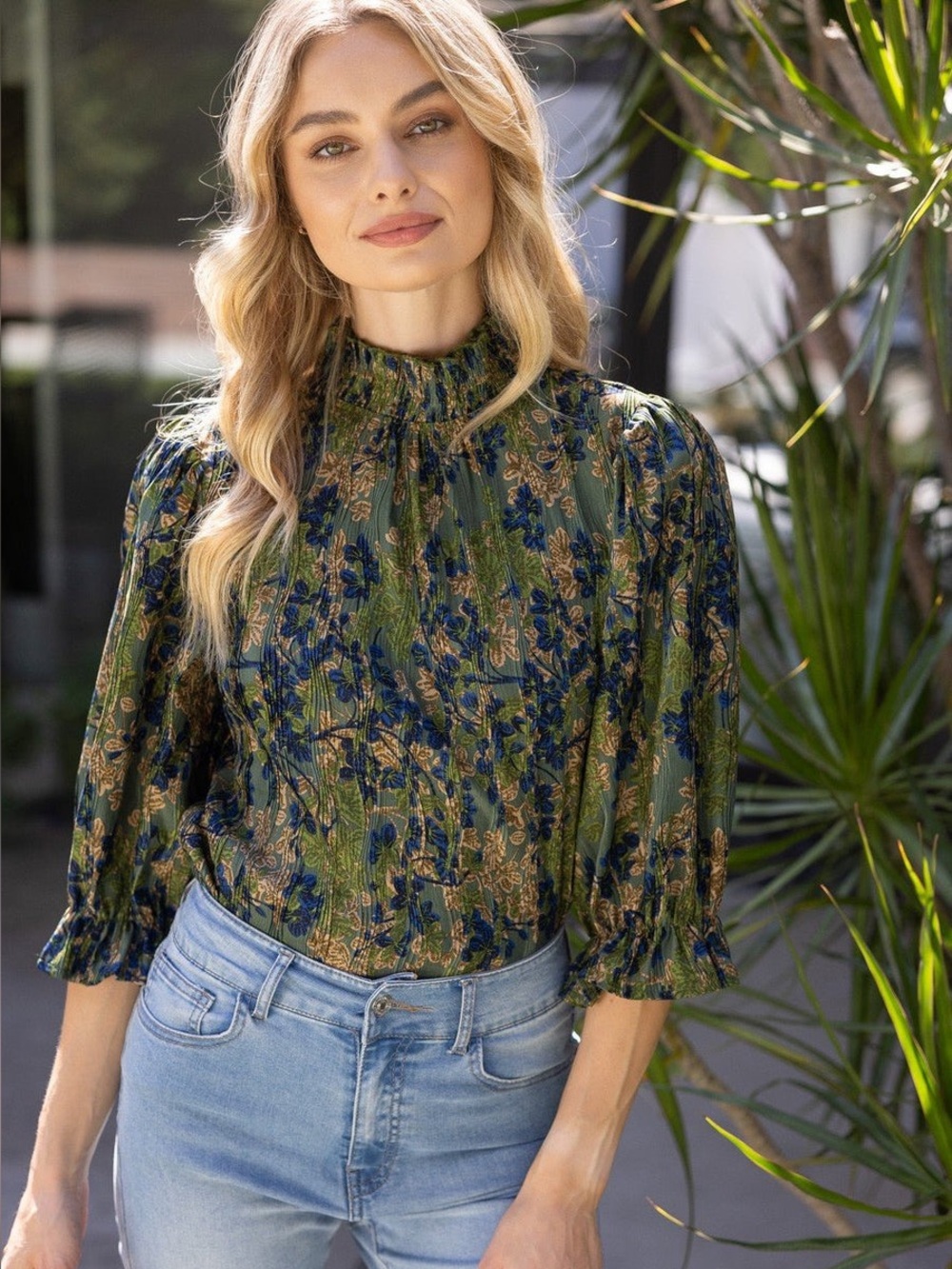 VOY Smocked Mock Neck Pleated Floral Top L